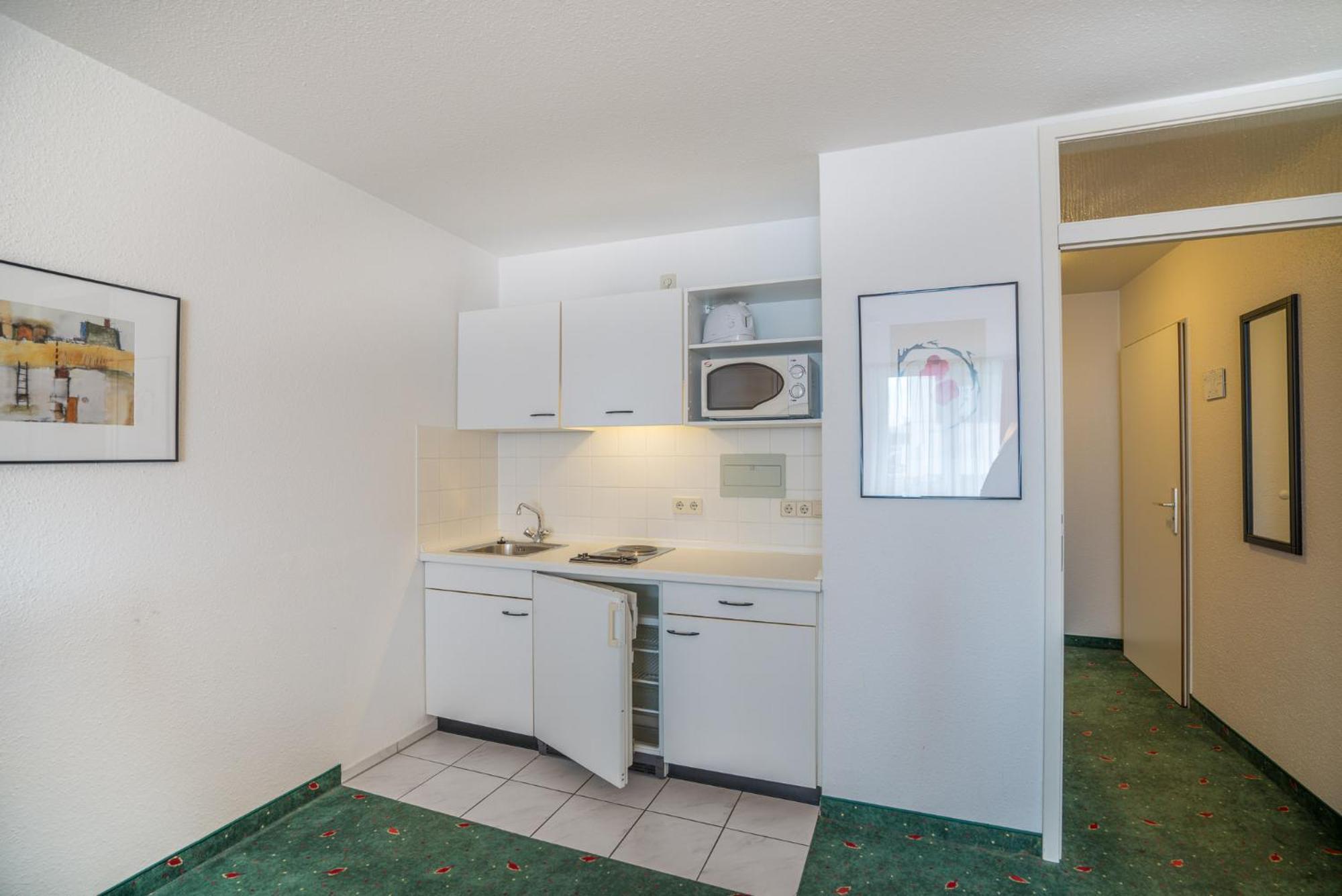 Airporthotel Residenz シュタイネンブロン エクステリア 写真