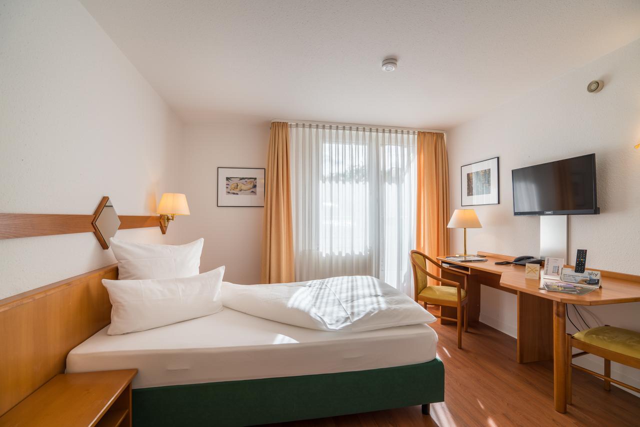 Airporthotel Residenz シュタイネンブロン エクステリア 写真