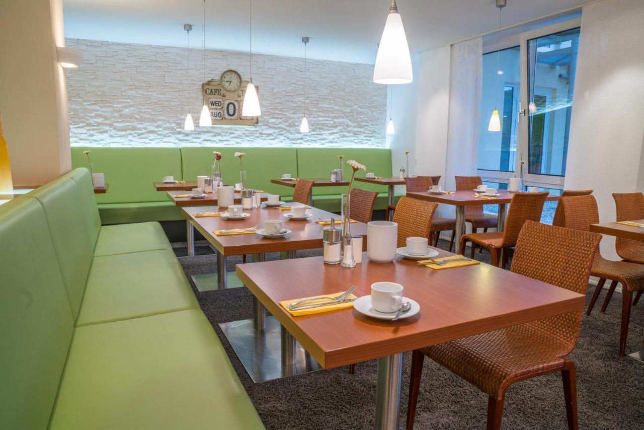 Airporthotel Residenz シュタイネンブロン エクステリア 写真